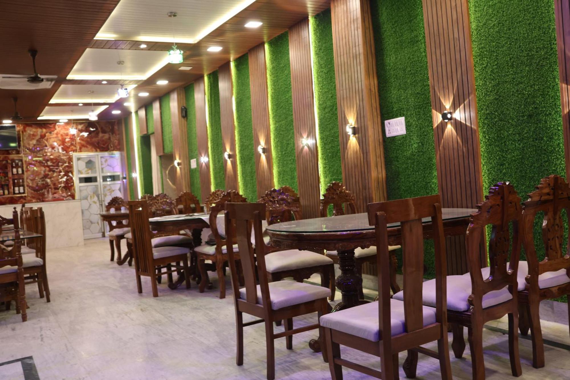 Hotel Maharaja Palace Bhāgalpur 外观 照片