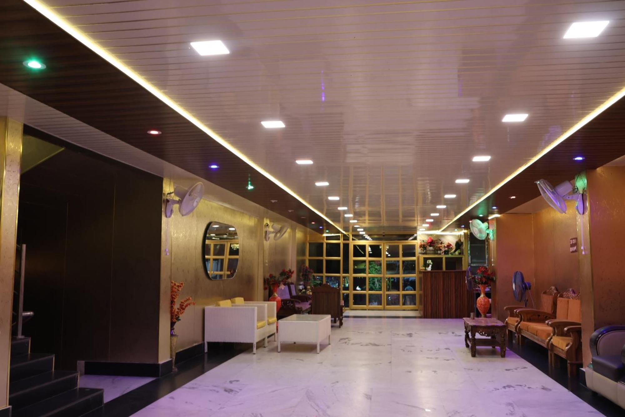 Hotel Maharaja Palace Bhāgalpur 外观 照片