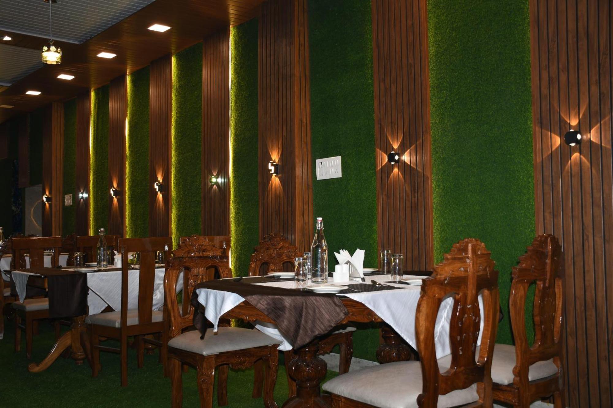Hotel Maharaja Palace Bhāgalpur 外观 照片